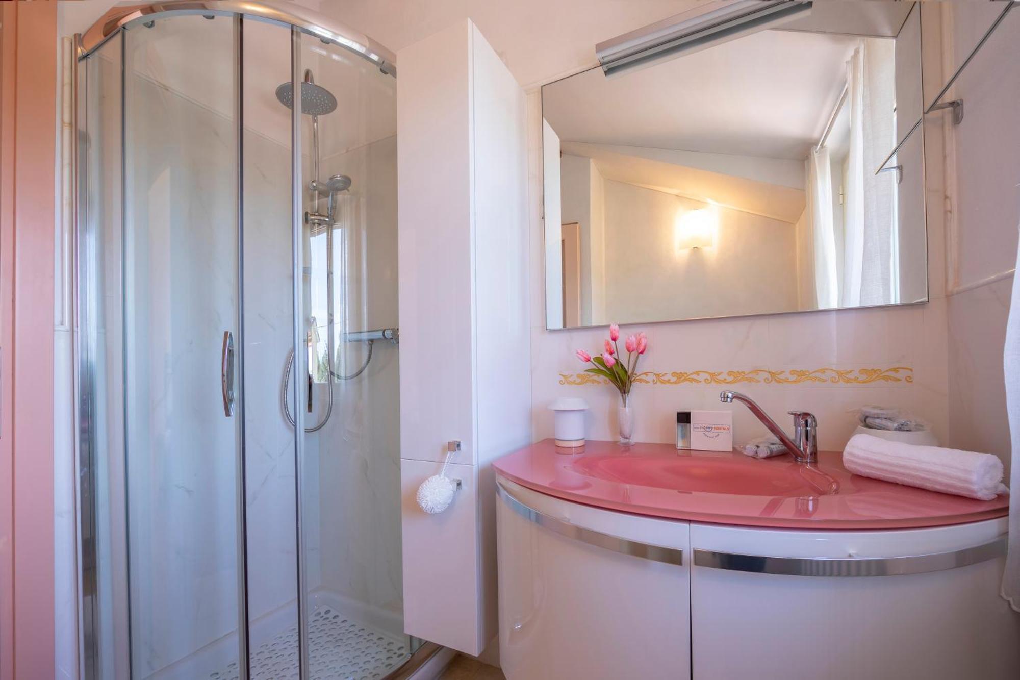Villa Clara Few Km From The Sea - Happy Rentals 彼得拉桑塔 外观 照片
