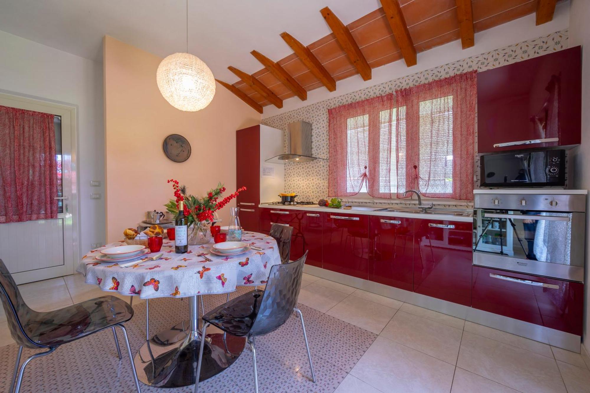 Villa Clara Few Km From The Sea - Happy Rentals 彼得拉桑塔 外观 照片