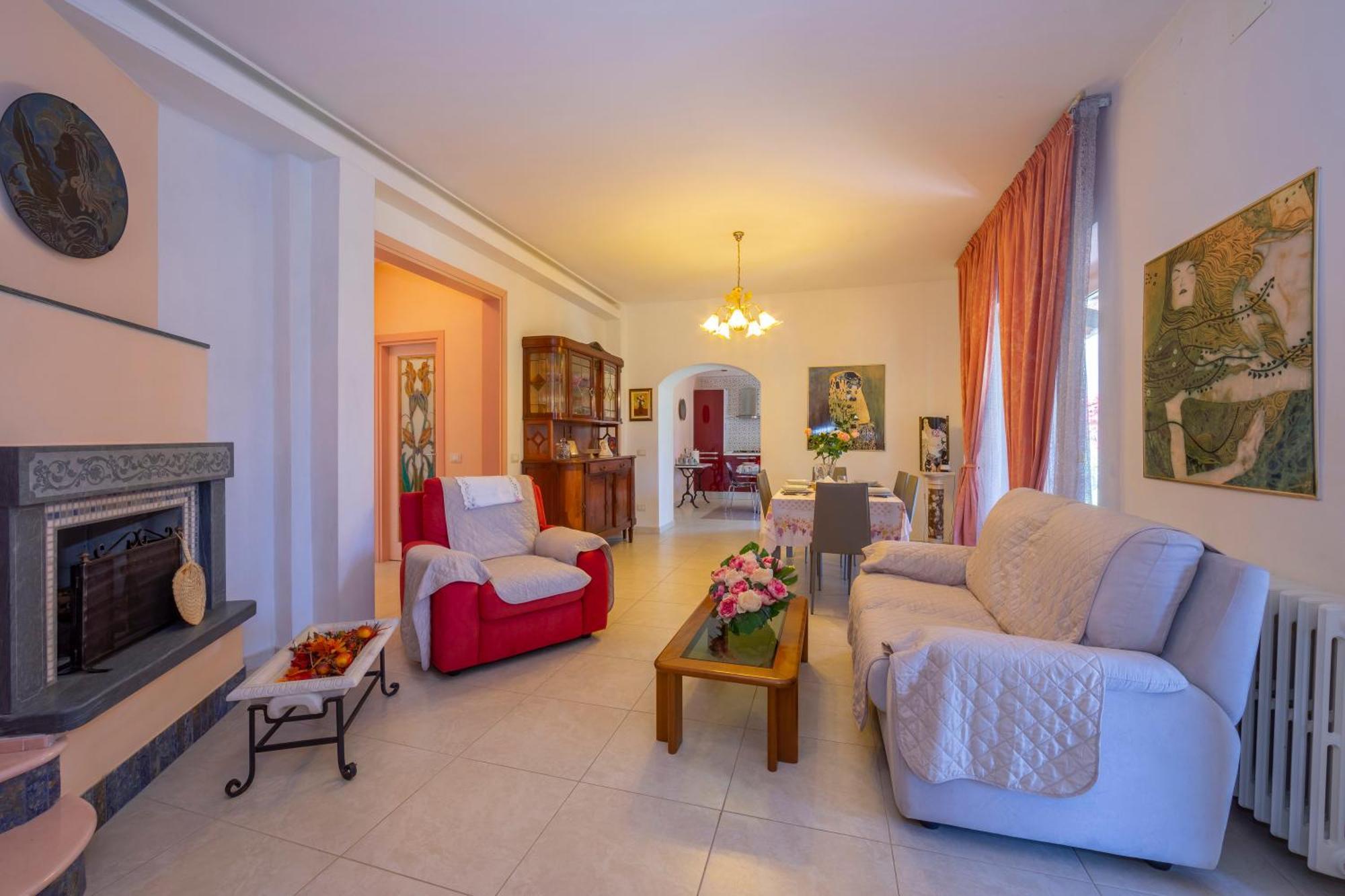 Villa Clara Few Km From The Sea - Happy Rentals 彼得拉桑塔 外观 照片